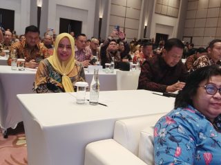 Bupati Kepulauan Sula Hadiri Undangan Kementerian KLH