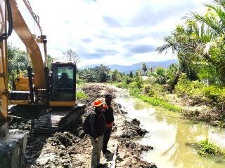 Pengaruh Efisiensi, BPBD Sula Terpaksa"Olah Otak" Demi Normalisasi Sungai di Desa Mangoli