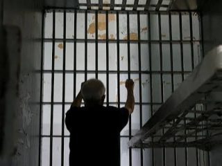 Diduga Perkosa Wanita 28 Tahun, Oknum DPRD Sula Resmi Ditahan