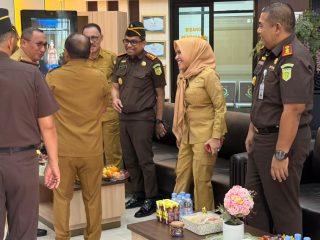 Bupati Kepulauan Sula MoU Bersama Kejati Malut