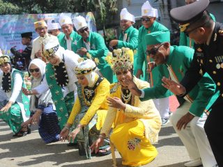 HUT ke-23 Kabupaten Sula Berlangsung Khidmat